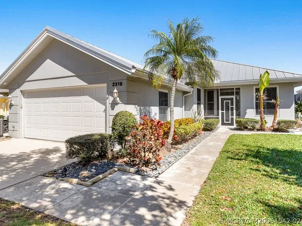 2318 SW Mayflower Dr, Palm City, FL 34990