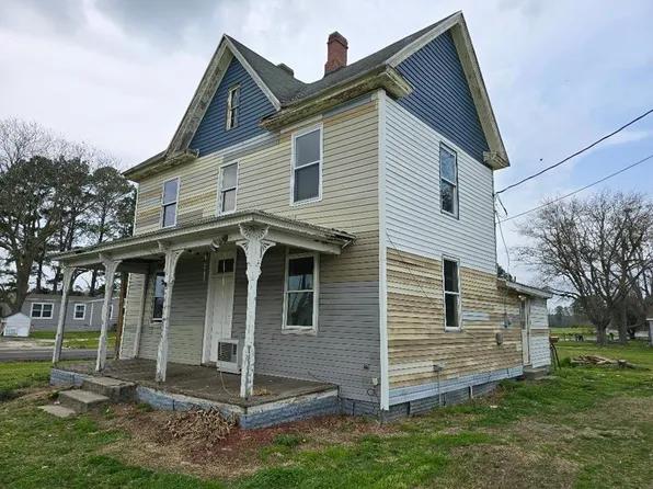 27377 Marshall St, Hallwood, VA 23359