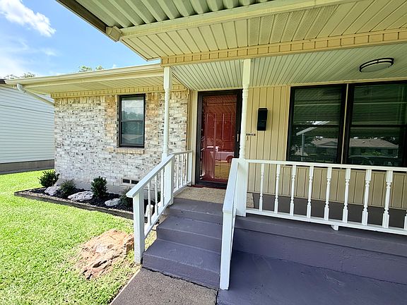 2nd image of 619 Caladium Dr #A