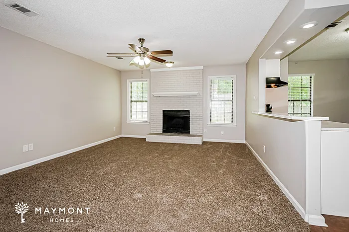 3016 Shade Tree Cv — Photo 5