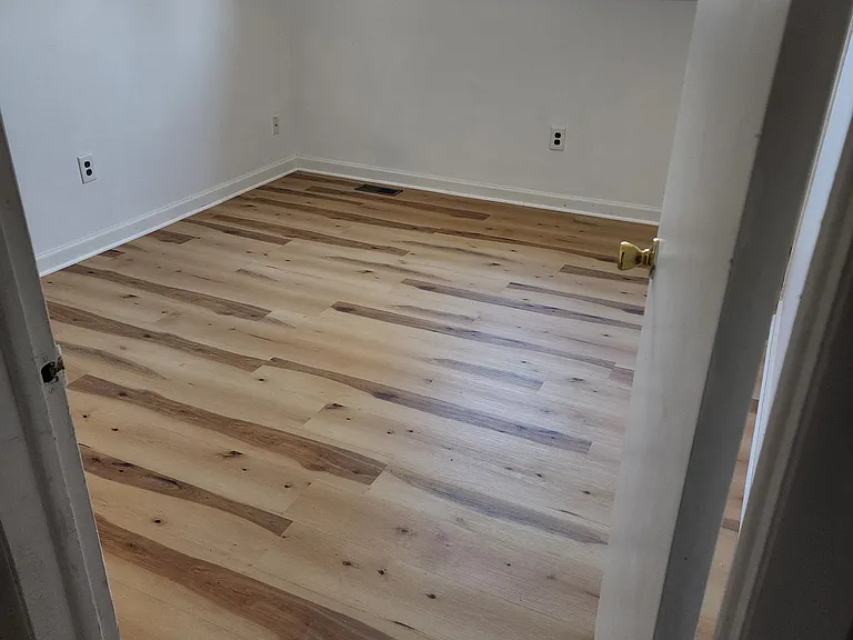 8647 Winchester Dr — Photo 11