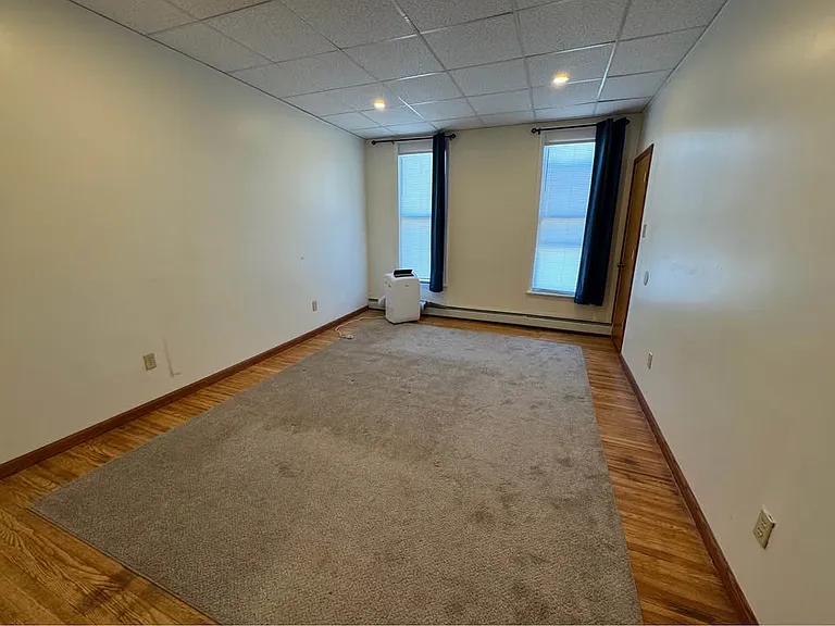 133 E Main St #1 — Photo 6