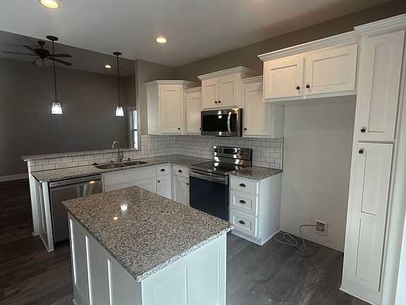 3rd image of 17224 Palazzo Dr