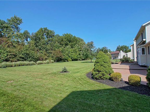 5th image of 8418 Shorthorn Dr
