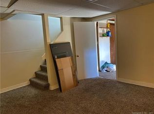 648 Old Colchester Rd, Salem, CT 06420