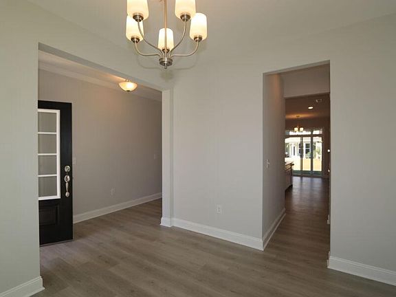 Entrance and dining room