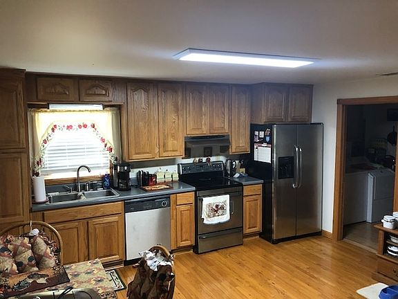 3rd image of 6241 S Wildwood Lake Shores Block #2-unit 5