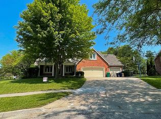 3900 Lynchburg Ct, Lincoln, NE 68516