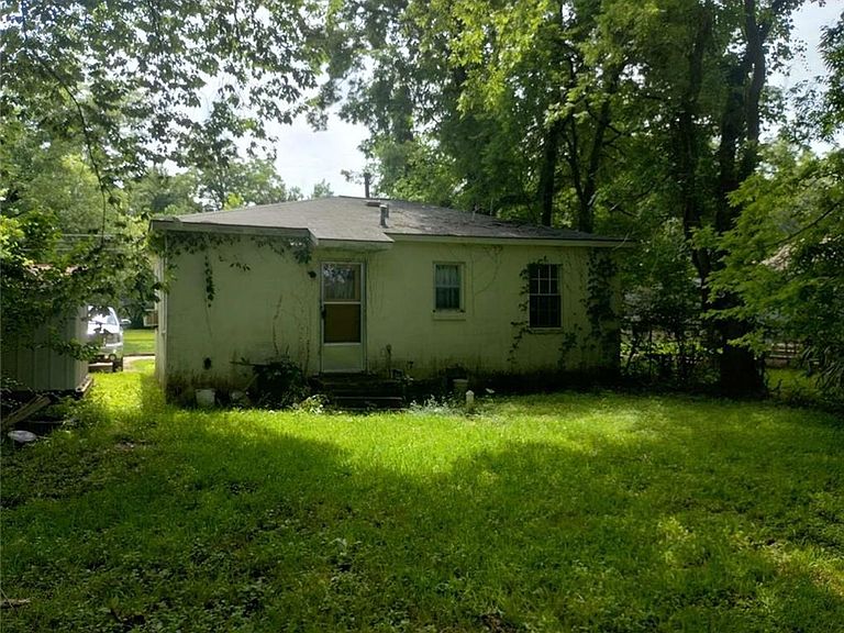 Listing photo 5