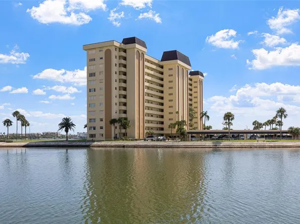 4775 Cove Cir, Saint Petersburg, FL