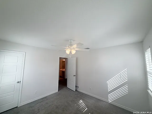 631 Anthem Ln — Photo 32