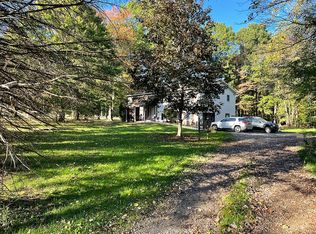 696 Coon Ridge Rd, Johnstown, PA 15905