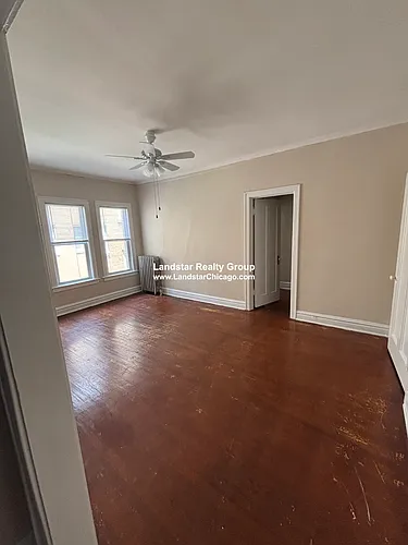 4931 N Whipple St #2E Photo 1
