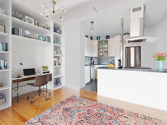 4th image of 720 Greenwich St APT 7A