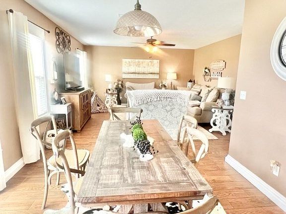 3rd image of 219 Mayberry Way
