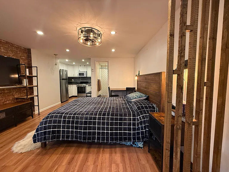 42 Willow Wood Sq — Photo 16
