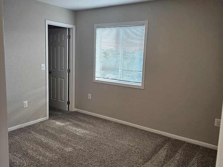 Grandview Meadows — Photo 135