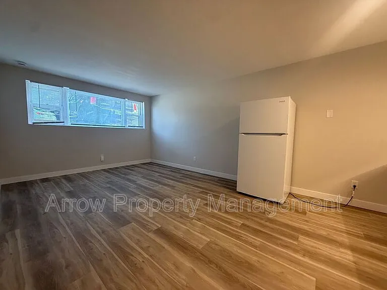 2206 K St #3 — Photo 2