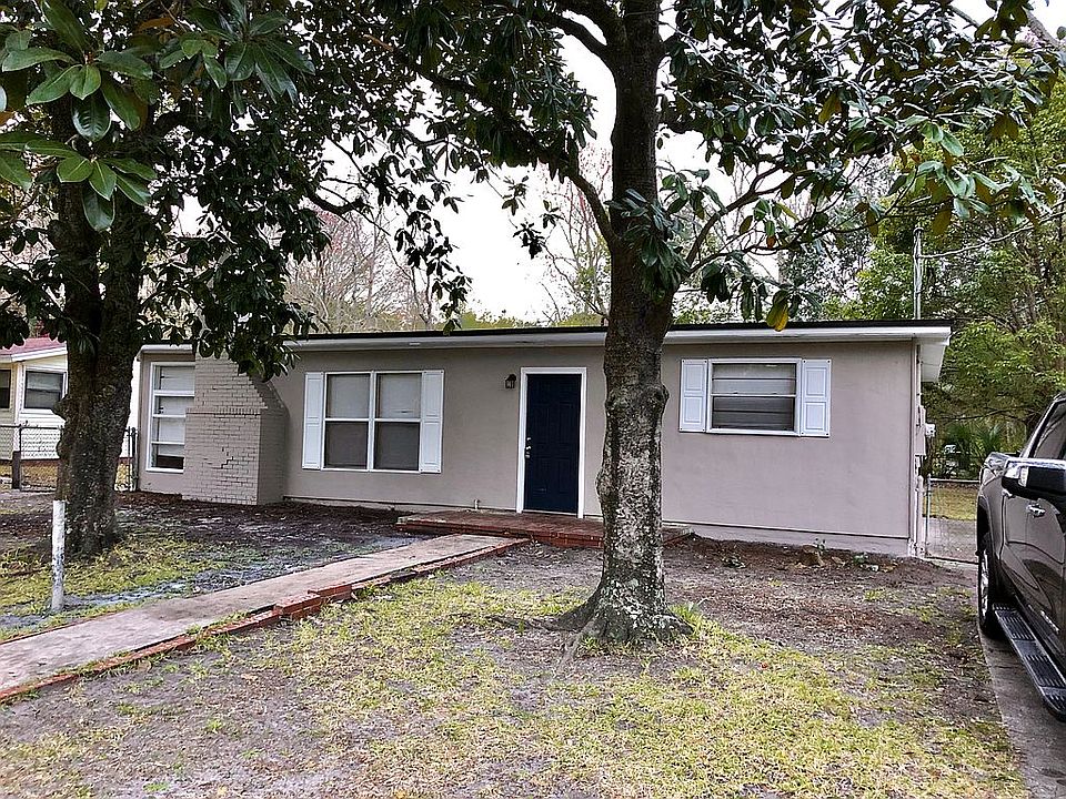 1st image of 4634 Bristol Ave