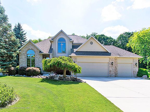 2nd image of 2344 Park Wood Trl