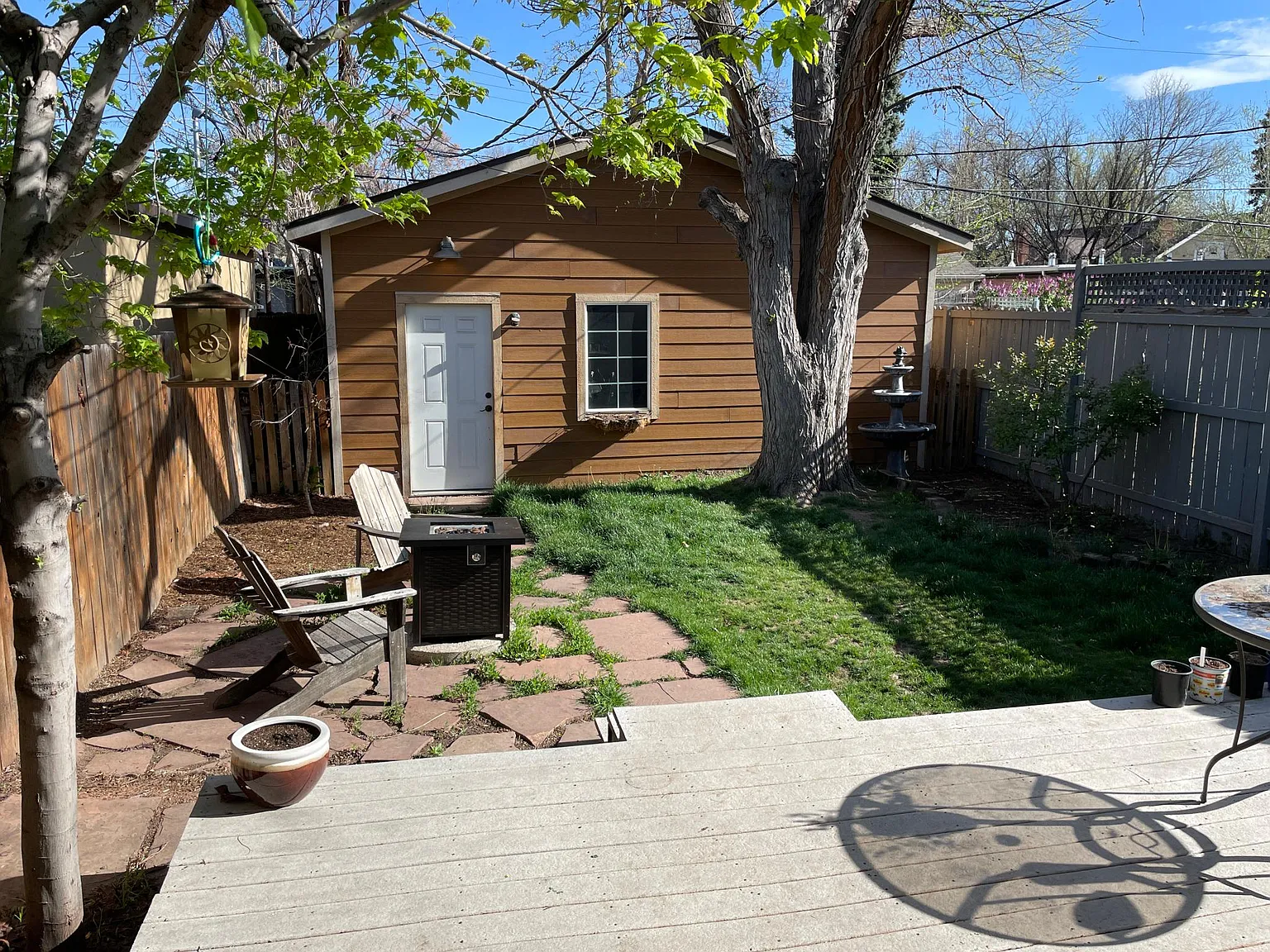 163 W Archer Place — Photo 2