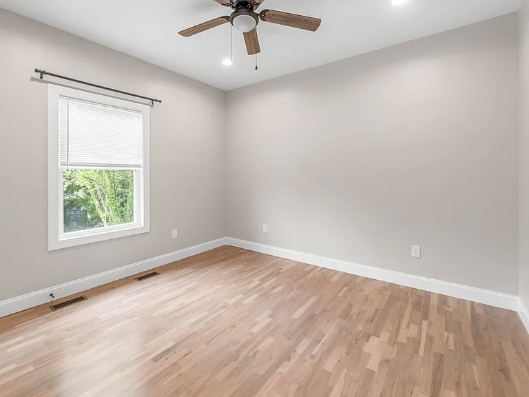 160B Warwick St — Photo 19