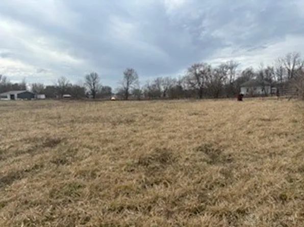 6085 State Route 734, Jamestown, OH 45335