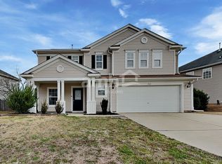 342 Ashdale Dr, Fuquay Varina, NC 27526