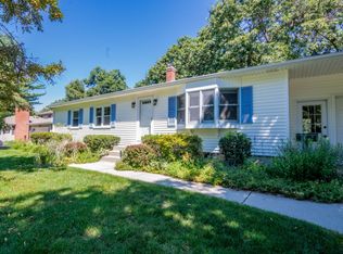 140 Birch Rd, Longmeadow, MA 01106