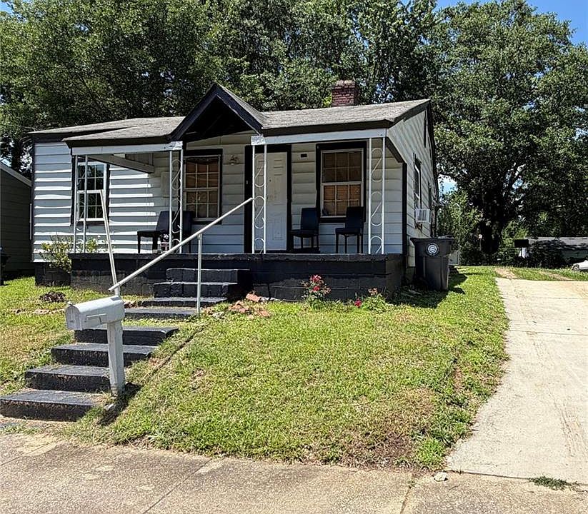 1st image of 1067 Desota St