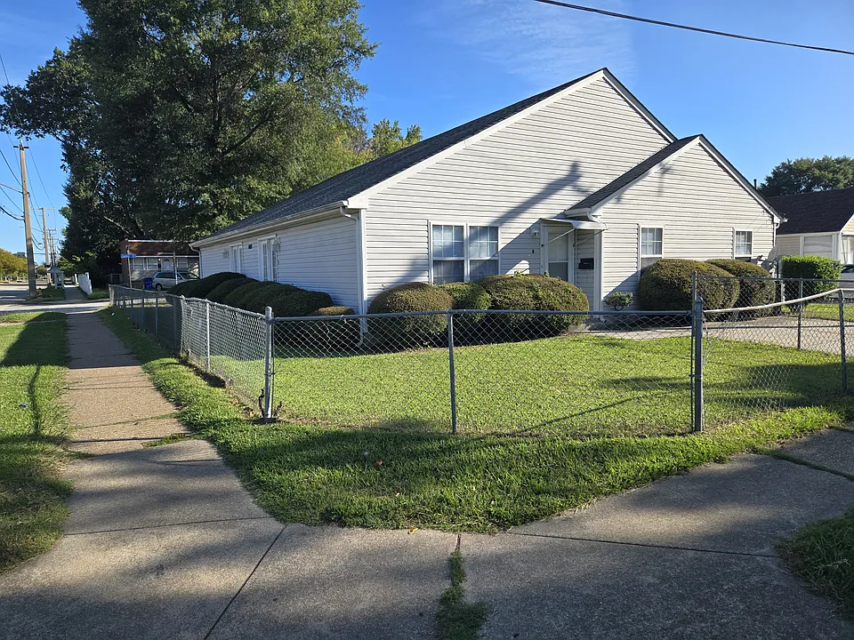 6400 Chesapeake Blvd #B