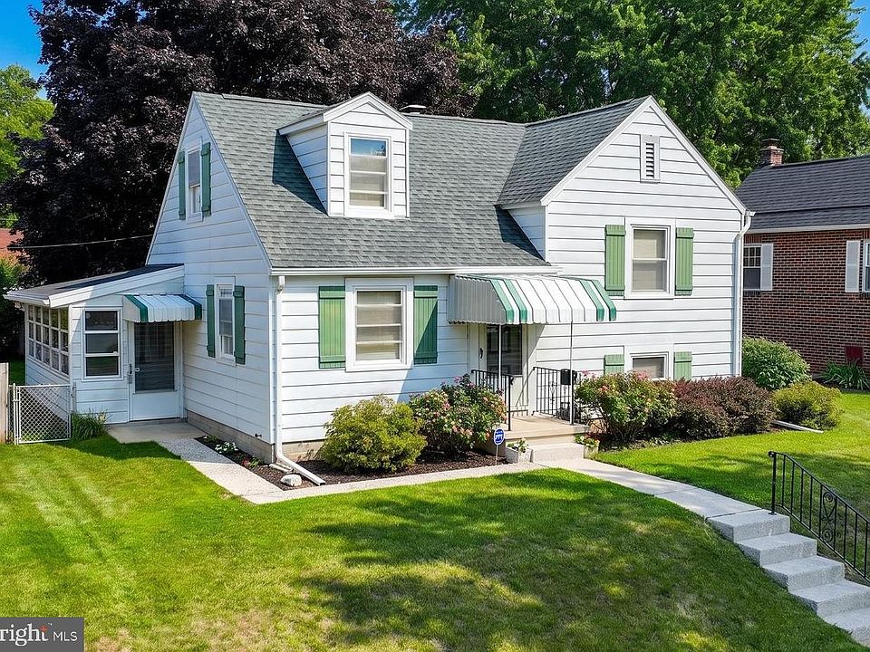 1st image of 801 Carl St
