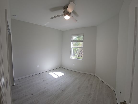 2nd image of 1656 Alameda Dr