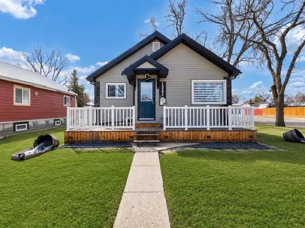 1201 Yuill St SE, Medicine Hat, AB T1A 0Z5