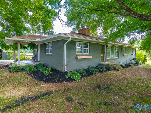 134 Old Huntsville Rd, Fayetteville, TN 37334