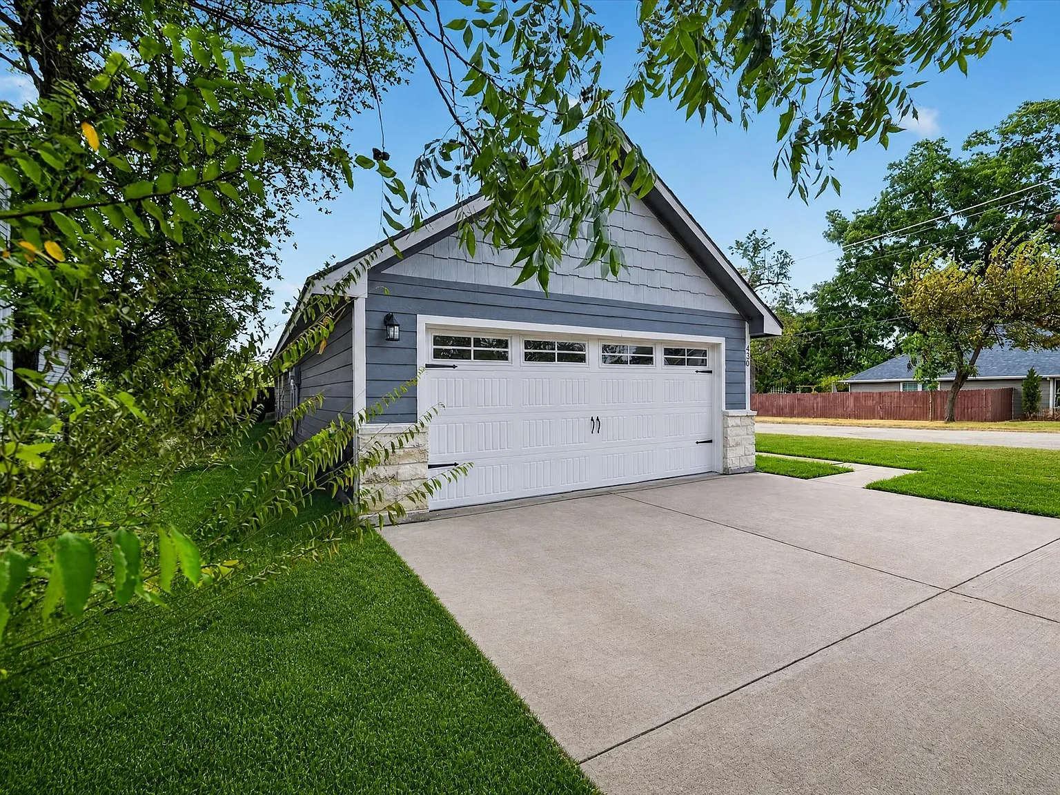 3 bed, 1407 sqft, $1,650 — Photo 3
