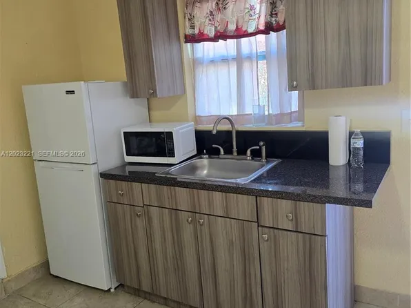 12535 W Randall Park Dr, Miami, FL 33167