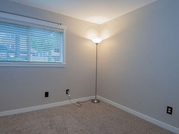 Second Bedroom to be used as a bedroom or office