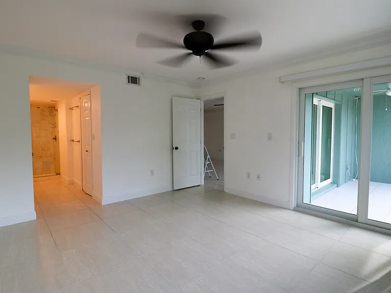 Cypress Way E — Photo 11