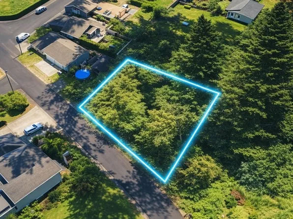 0 Prospect St, South Dartmouth, MA 02748