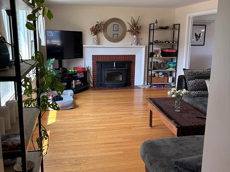 29 Alden Cir — Photo 4