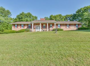 1725 Carters Valley Rd, Surgoinsville, TN 37873
