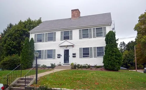 263 Maple Ave #2R Photo 1