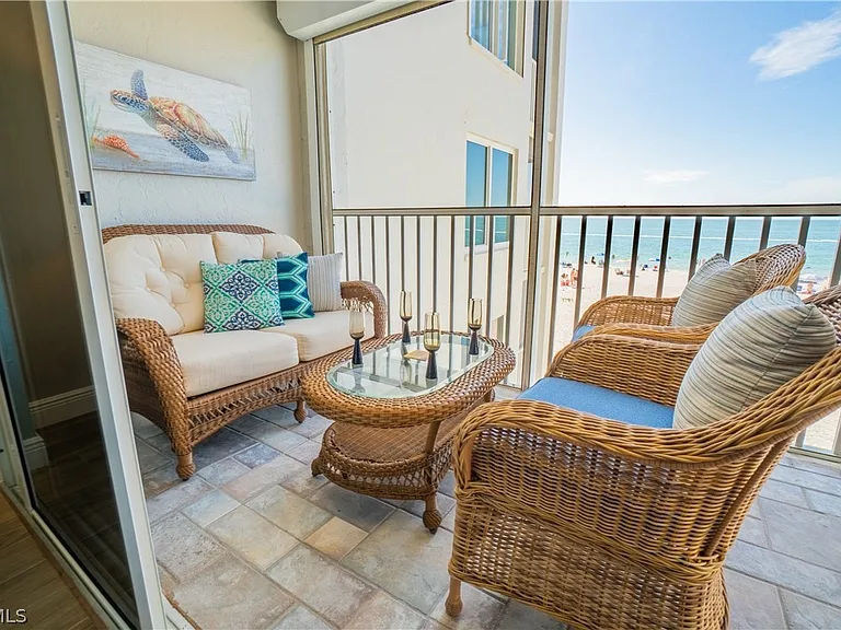 26000 Hickory Blvd #303 — Photo 9