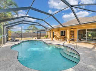 214 SW Milburn Cir, Port Saint Lucie, FL 34953