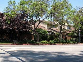 1st image of 209 E Del Mar Blvd
