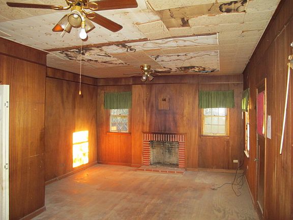 4th image of 4402 S Washington Ave