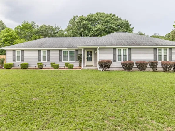 105 Shadow Ln, Warner Robins, GA 31088