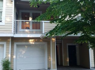 7152 SW Manor Way UNIT E, Beaverton, OR 97078