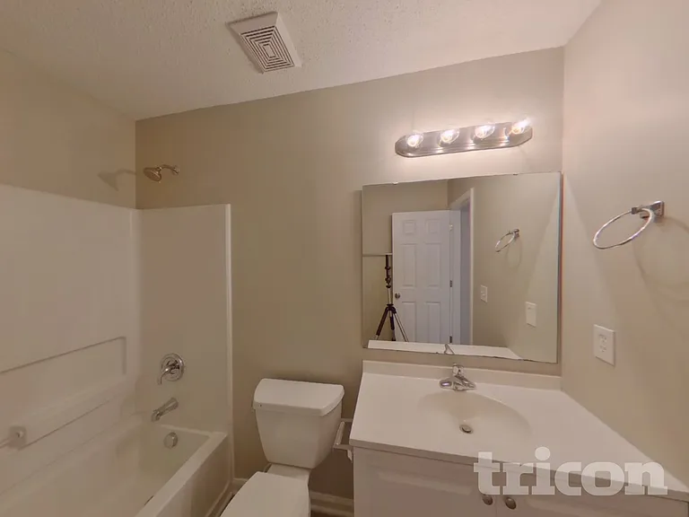 80 Springway Dr — Photo 7